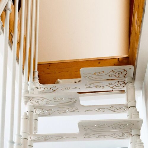 CUSTOM-MADE MARINARA STAIRCASE