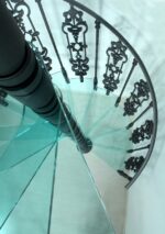 GLASS AND CAST IRON SPIRAL STAIRCASE - Image 3